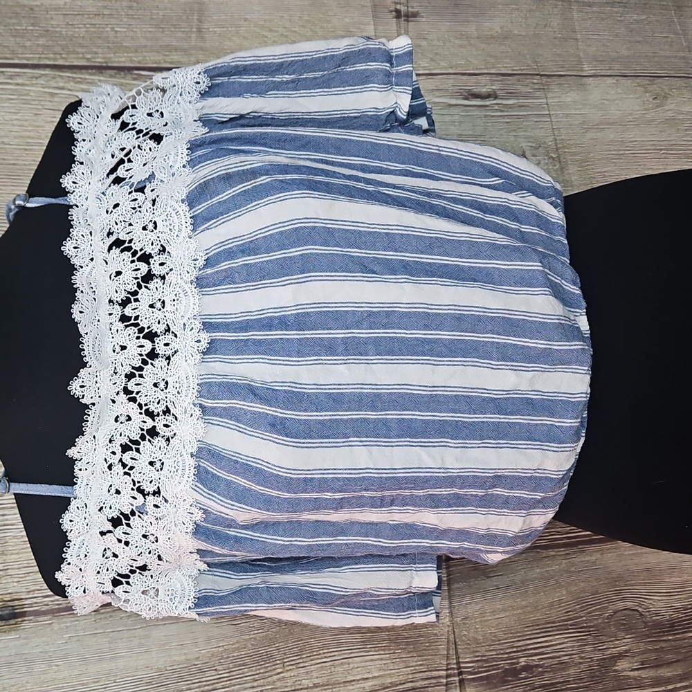Hollister Crochet Floral Top Womens Sz XS